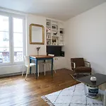 Charming Apt In The Heart Of Montmartre